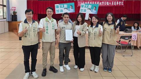 快新聞／民進黨出大招！「老鎮長」回鍋參選中部重鎮　綠營政要全到齊