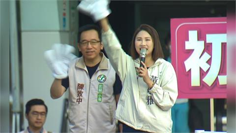 前空姐黃敬雅參選前鎮小港議員 陳致中力挺陪同拜票
