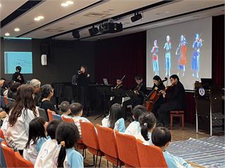 中原大學AI結合5G技術　鍾肇政「現聲」唱魯冰花