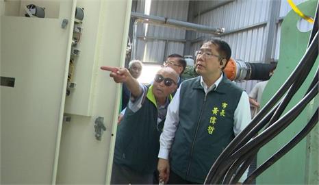 快新聞／屋毀車損都有補助「最高10萬」　黃偉哲：設單一窗口盡快給災民