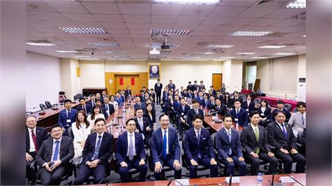 快新聞／高市早苗領軍執政聯盟過半勝選　朱立倫發文祝賀：盼深化多面向交流合作