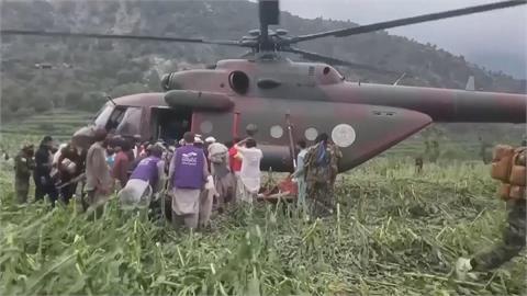 阿富汗強震累積破800死　救援物資憂落塔利班手中援助有限