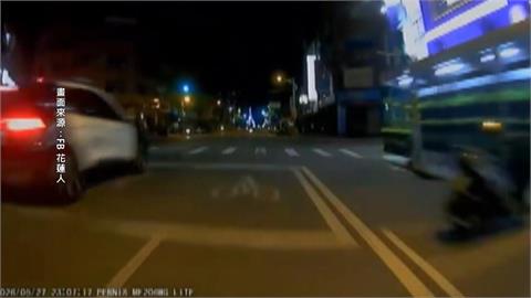 最壞示範！警車「飆速」險撞飛騎士　遭爆「趕著買鹹水雞」、分局調查將懲處