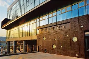 違法進用姻親　海科館前館長被聲押禁見