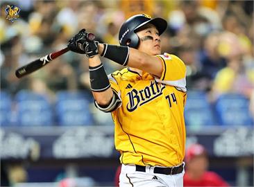 中職(影)／許基宏炸裂敲超大號滿貫砲！中信兄弟6:4逆轉勝味全龍