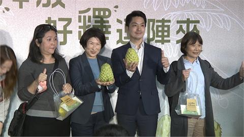 蔣買2千箱鳳梨釋迦被抓包　綠：竟要各局處認購.當KPI