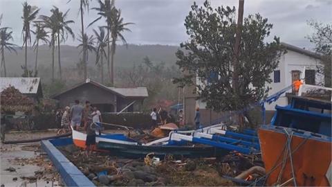 颱風「樺加沙」橫掃菲國 狂風豪雨災情不斷 至少3死6失蹤