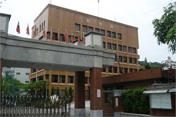 考績終結「食乙獸」只是公務人事革新第一步