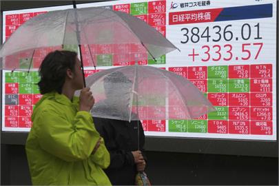 日本東北暴雨不斷　部分地區河川暴漲、路面淹水
