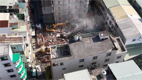 新北三重六張街民宅倒塌！　住戶痛失家園淚崩64戶162人緊急安置