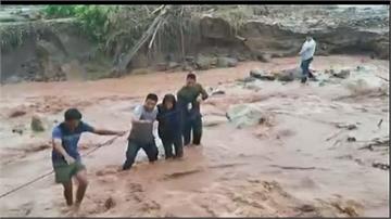 秘魯暴雨釀災情！洪水、土石流阻交通毀民宅