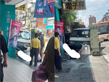 快新聞／北市萬華小貨車衝上人行道　等公車民眾遭波及2人送醫