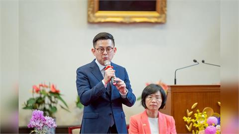 快新聞／洪孟楷喊「鞭刑打詐」掀討論　卓冠廷支持：應納入國安犯罪
