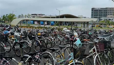 "免費"自行車停放區遭長期佔位　　宜縣府公告：一個月銷毀