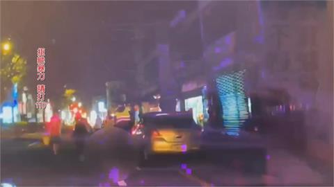 疑有早有心結? 男租客折疊刀刺管理員 警逮人壓制