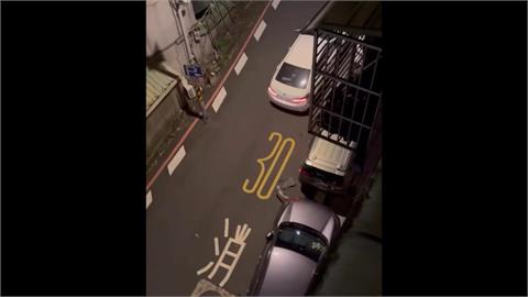 醉男撞爛整排車　拒測耍賴　遭強制抽血檢驗酒測值高達1.09