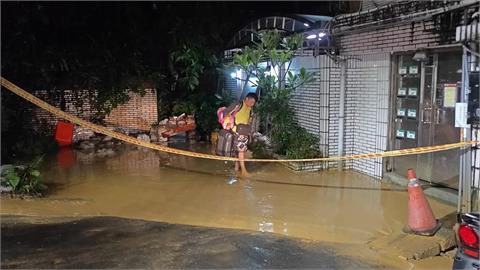 風雨不斷！北市文山區山坡崩落　43居民緊急撤離