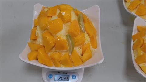 西拉雅吃冰節「大胃王」　比吃1.5kg芒果冰速度