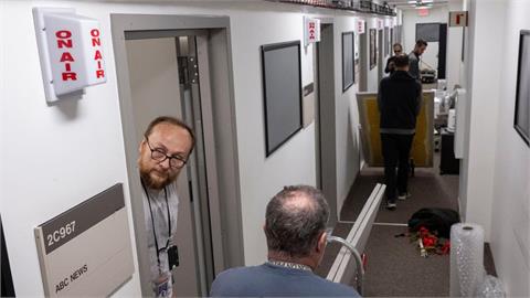 快新聞／捍衛新聞自由！五角大廈採訪新規上路　30主流媒體打包走人
