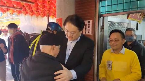 元宵節走訪基隆15間廟宇　林右昌：盼結合民意與中央政策