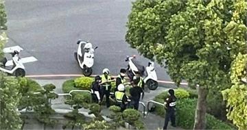 嘉義醉男廟會失控！持刀亂揮嚇壞民眾　警急壓制逮捕送辦