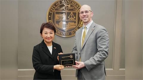 快新聞／盧秀燕抵美直奔曼徹斯特！與37年姊妹市長見面歡　討論「無家者」議題