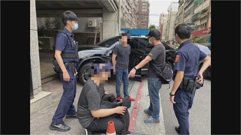 「黃金大亨」涂誠文遇內鬼　豪宅保全盜領親友存款.偷開藍寶堅尼