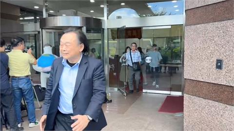快新聞／綠中常會爆「粉底液之亂」　陳茂松爆氣一路開譙王世堅...