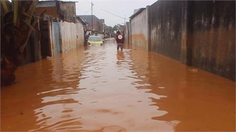 剛果首都連夜暴雨釀洪災　山區坍方民眾「睡夢中遭活埋」