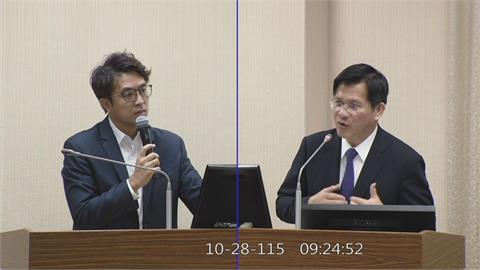 快新聞／民調超車蔣萬安！沈伯洋一早現身立法院　質詢內容曝光