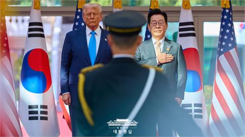 川普祭南韓25%重稅「殺雞儆猴」?前台積電工程師示警「對台恐有2衝擊」