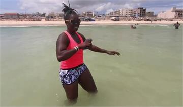 塞內加爾第一人! 職業女衝浪手挑戰東京奧運