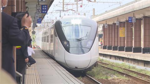 高質感台鐵EMU3000載客試車　明年春節5列車投入東部春節疏運