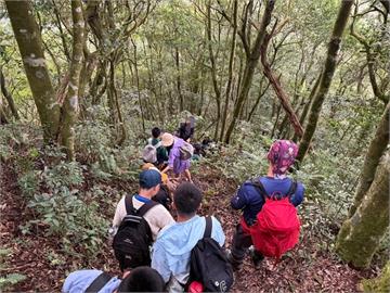 國小戶外教學驚魂！　師帶24學生爬東眼山迷途急求救