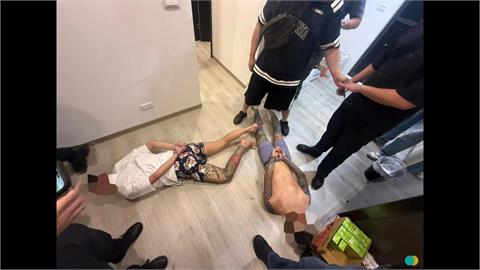黑幫連環仇殺！明仁.弘仁會內鬥　「互砍、開槍、扔爆裂物」