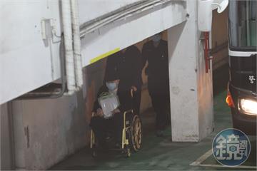 沈慶京庭訊火爆遭制止　手銬腳鐐有無20公斤成爭點