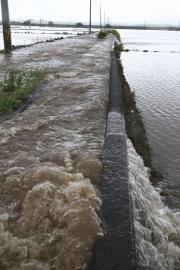 九州暴雨　熊本河川橋梁被沖斷　當局對36萬人發避難通知