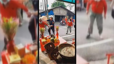 「鬥牛陣」摔角太逼真！　警誤認打架變「笑」果