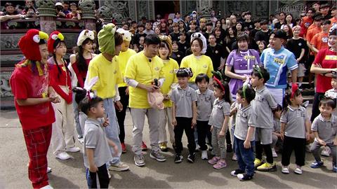 《綜藝大集合》幼稚園小朋友被問認識胡瓜嗎？直指「前方攝影師」讓本尊哭哭