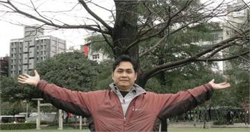 「神醫」栽了2／假冒聯合國法官行騙非首次　廖慶裕出書自稱「國際針灸師」