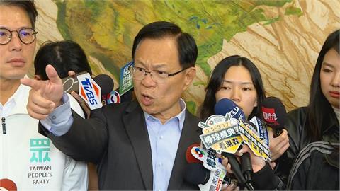 快新聞／讚林宸佑優秀監督！張啓楷提柯文哲、蔡正元轟司法　卓冠廷回嗆了