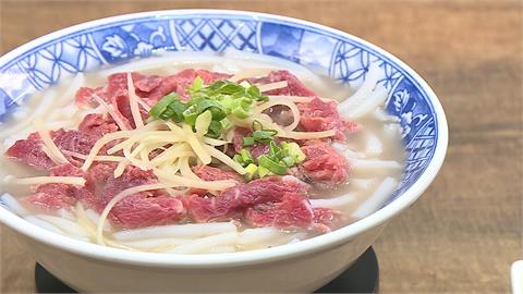 台南直送溫體牛肉　米粉湯結合牛肉湯作法