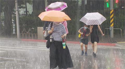 帶雨具！低壓帶發威全台8縣市豪大雨特報　林嘉愷曝「這2天」有強降雨