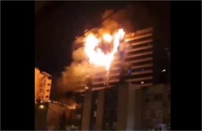 快新聞／伊朗醫院陷火海「濃煙從大樓竄出」　起火原因仍待調查