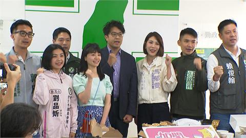 沈伯洋合體民進黨北市小雞！　「無限城論壇」再槓蔣萬安