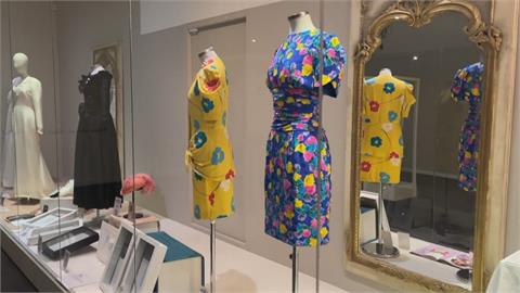 史上最大英國黛安娜王妃衣物拍賣會　世紀婚紗草圖將出售