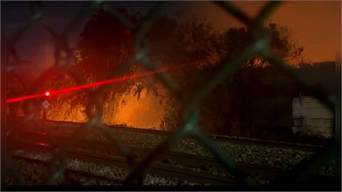 快新聞／彰化製鞋廠除夕夜祝融　濃煙竄天畫面曝光