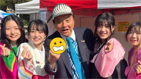 你累了嗎？日本名古屋市長合照比「不雅手勢」網一看傻眼：不敢直視
