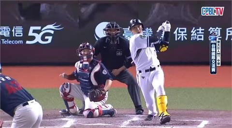 經典賽(影)／台灣隊六局下演出逆轉秀　4：3險勝樂天巨人奪交流賽首勝