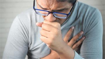 慢性咳嗽怎麼咳都不會好？掌握「3要訣」舒緩症狀，營養師：還要做到這「5件事」！